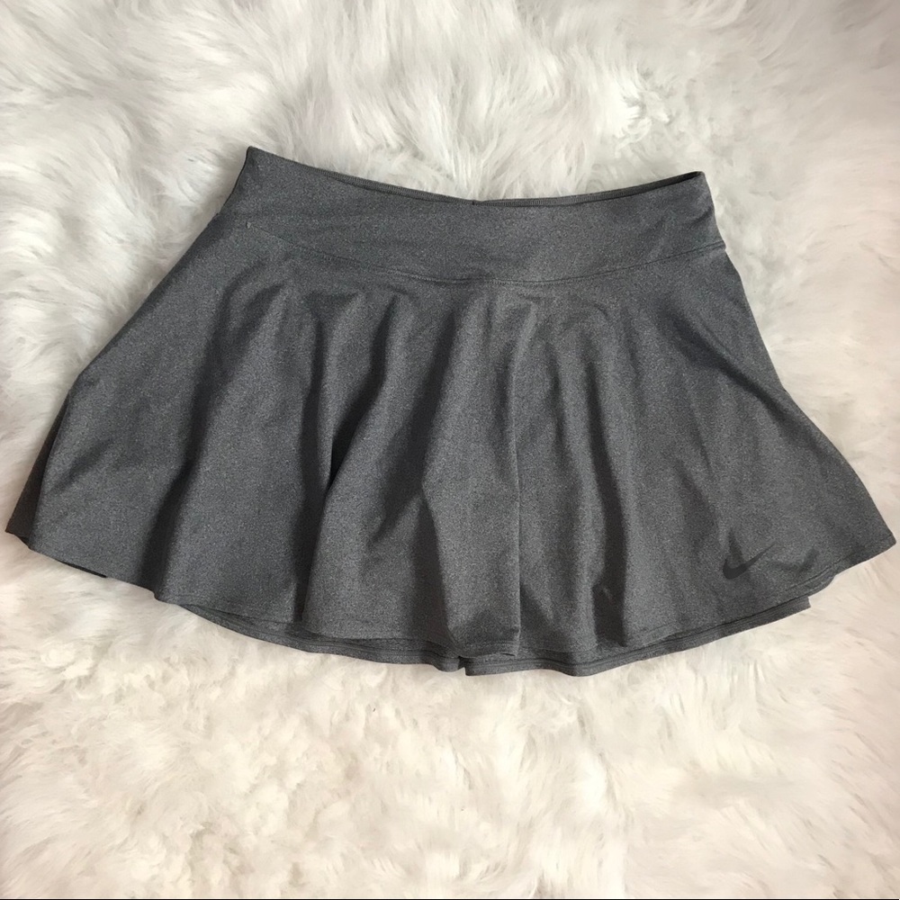 Nike tennis skort